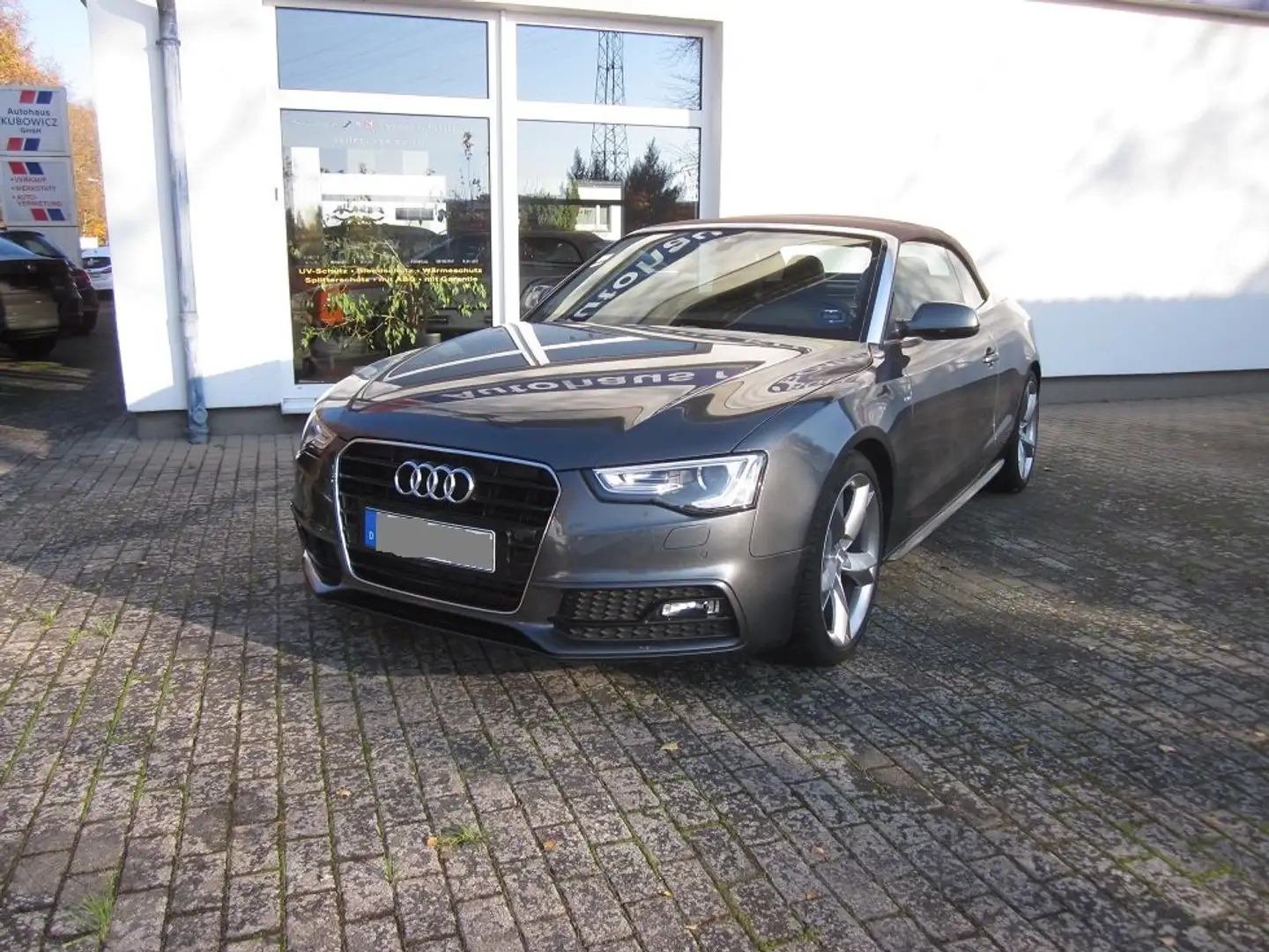 Audi A5 2.0 TDI (130kW) Grau - 1