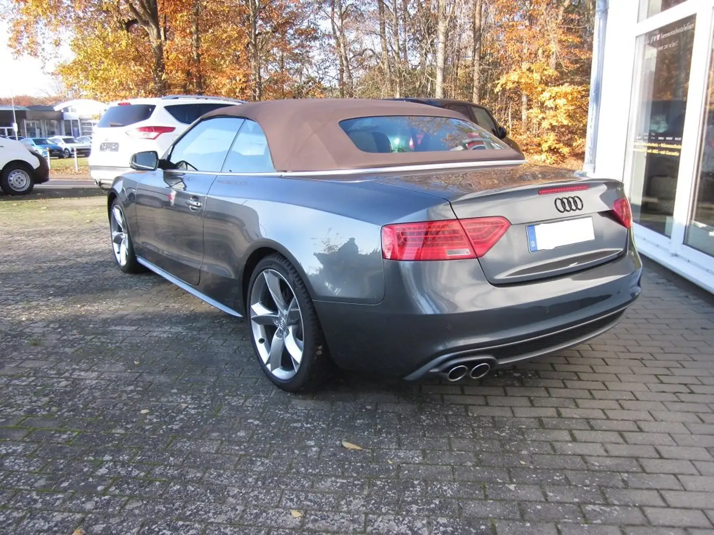 Audi A5 2.0 TDI (130kW) Grau - 2