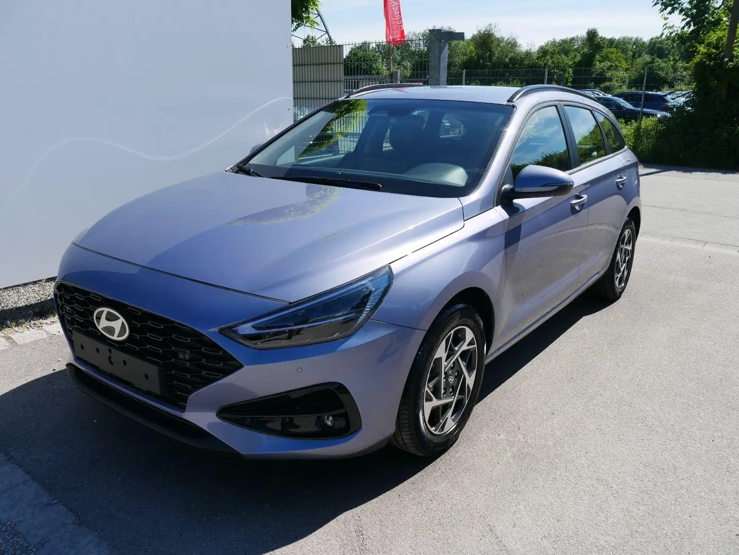 Hyundai i30 cw GO 1.0 T-GDi*NAVI*PDC*KAMERA*LED*ACC*SHZ*TEMPOM Bleu - 1