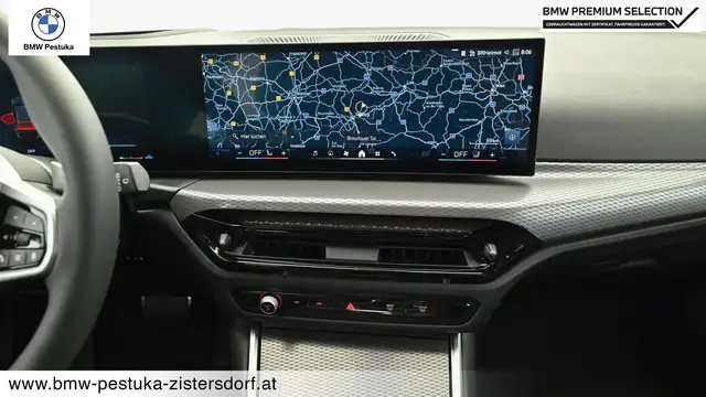 BMW 3 Series view 11