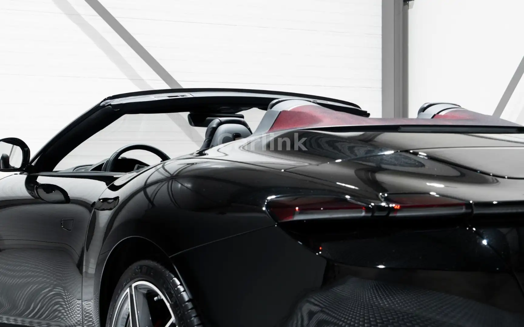 Ferrari Roma Spider-NERO STELLATO-ACC-MAGNERIDE- Nero - 2