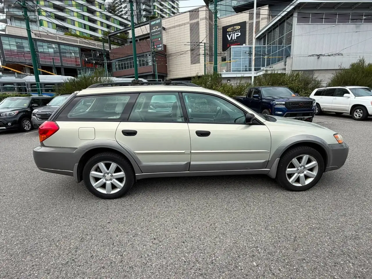 Subaru OUTBACK снимка Subaru OUTBACK