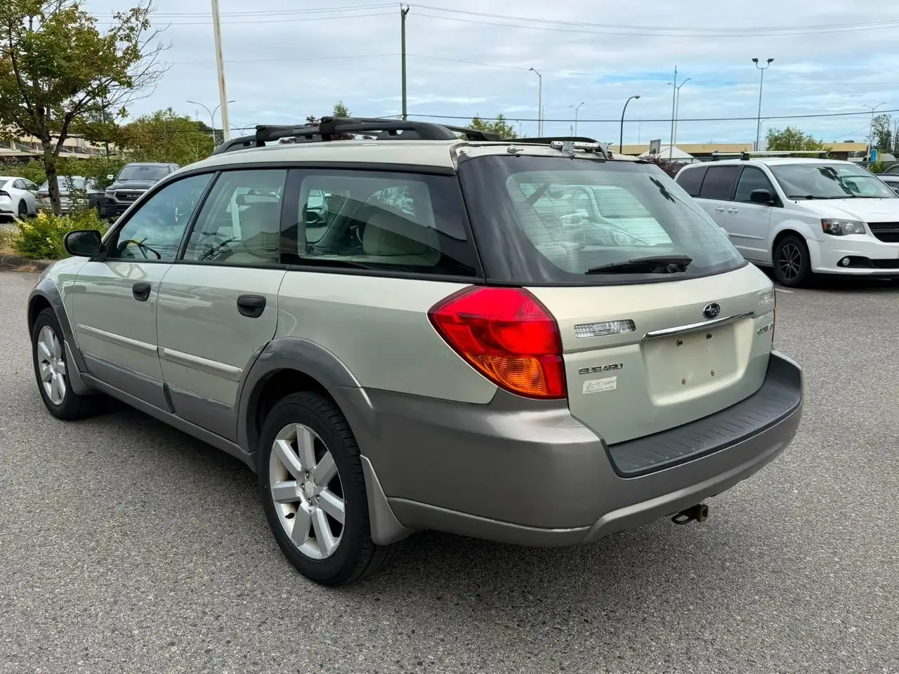 Subaru OUTBACK снимка Subaru OUTBACK