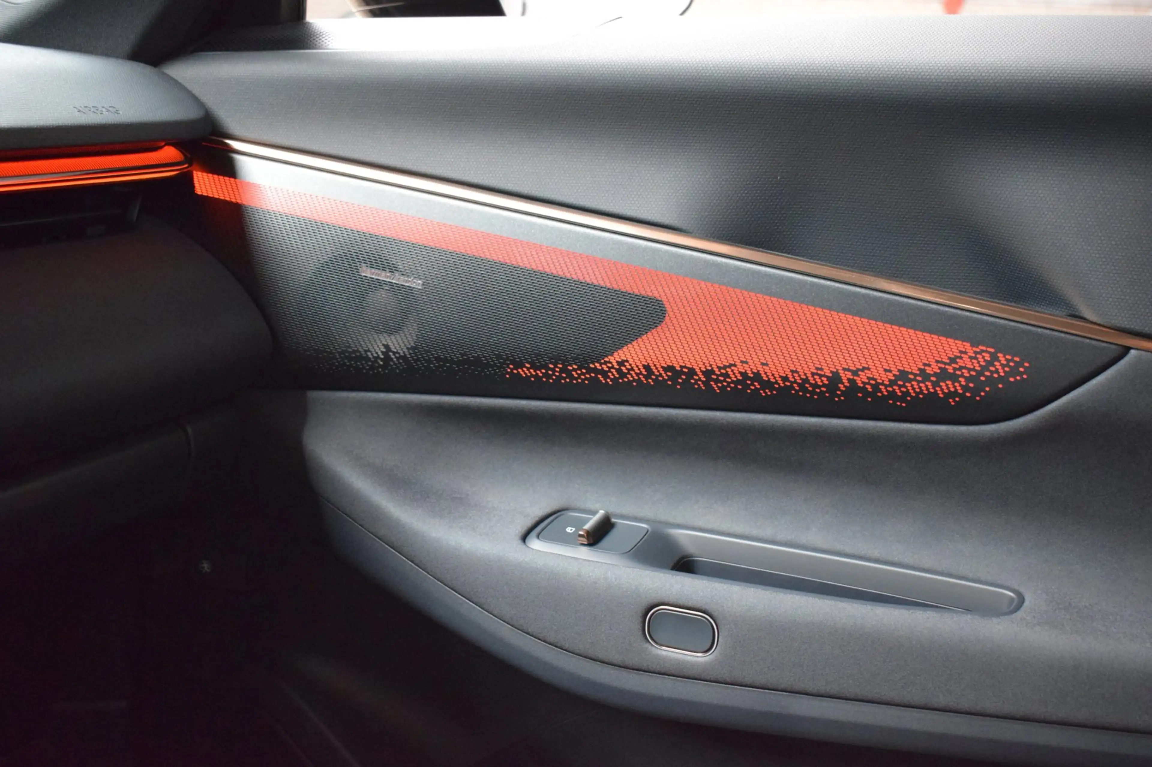 Lynk & Co 08 1.5 More PHEV 200KM RANGE / NIEUW / PANORAMADAK / — photo 23