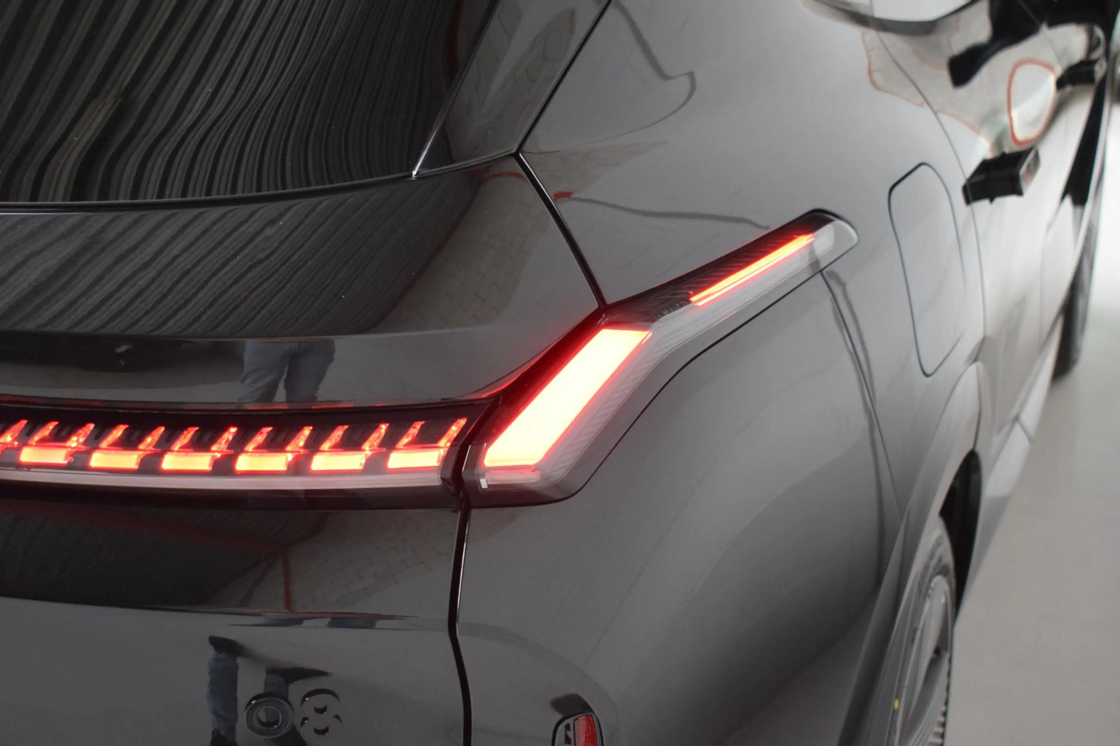 Lynk & Co 08 1.5 More PHEV 200KM RANGE / NIEUW / PANORAMADAK / — photo 18