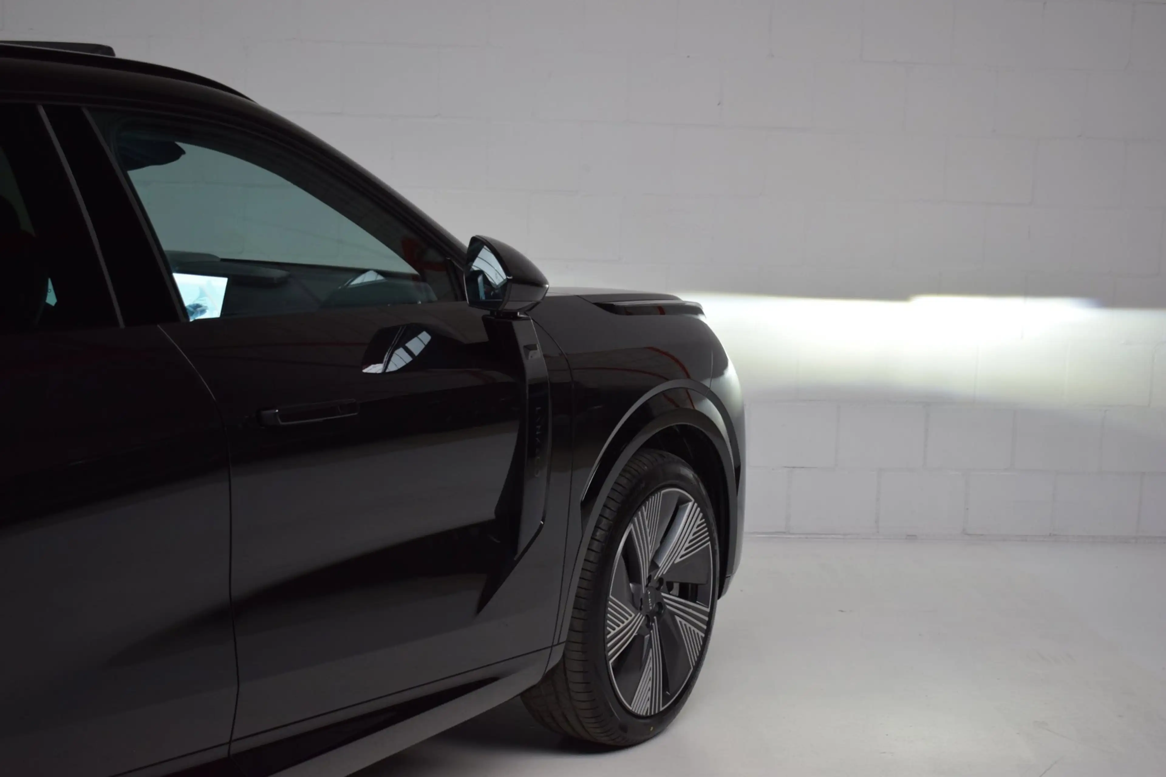 Lynk & Co 08 1.5 More PHEV 200KM RANGE / NIEUW / PANORAMADAK / — photo 28