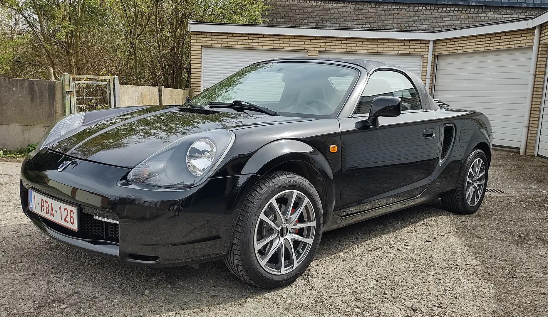 Toyota MR 2 1.8i VVT-i 16v Schwarz - 1