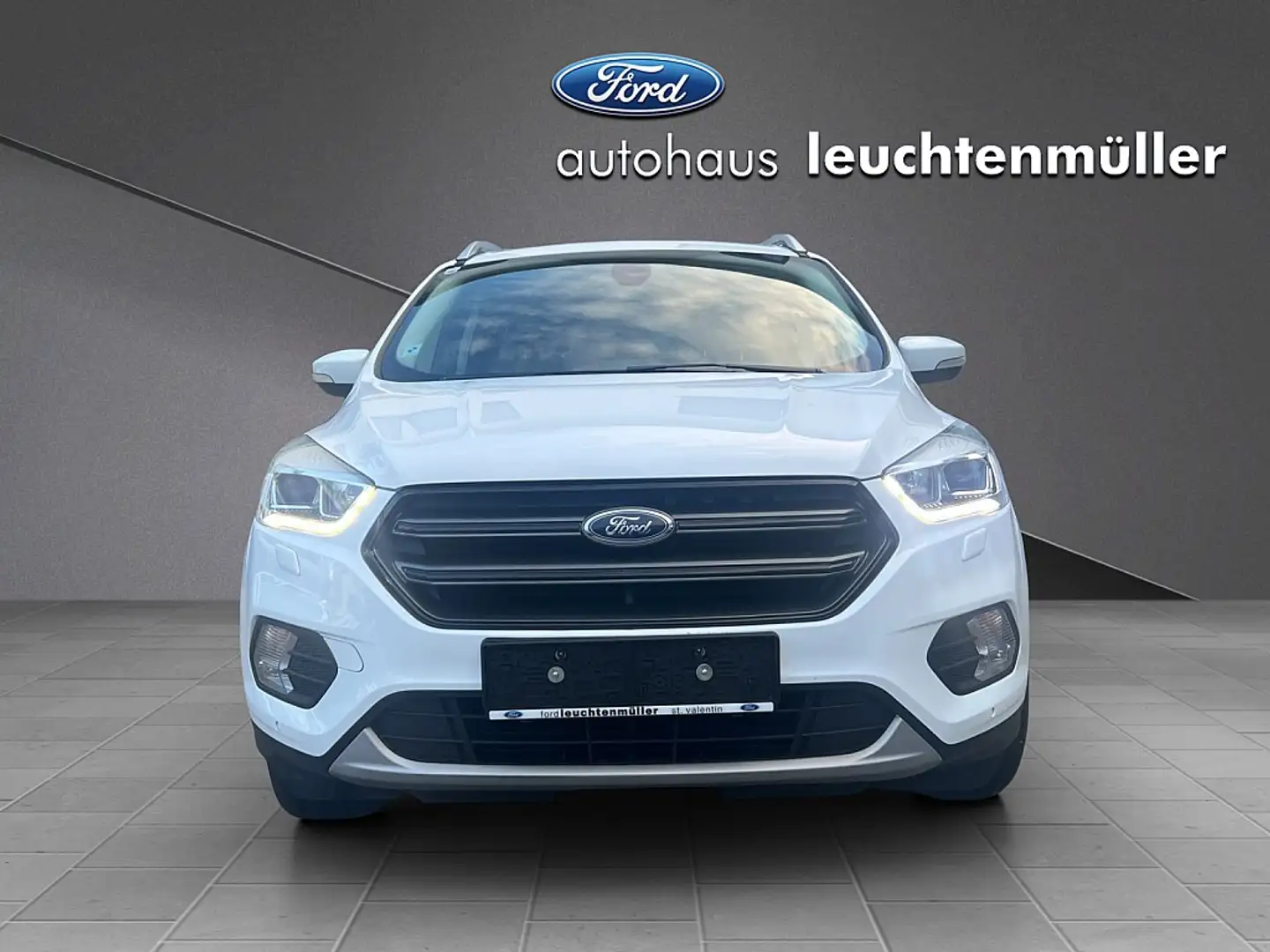 Ford Kuga 2,0 TDCi Titanium Start/Stop, 6 Schaltgetriebe,... Weiß - 2