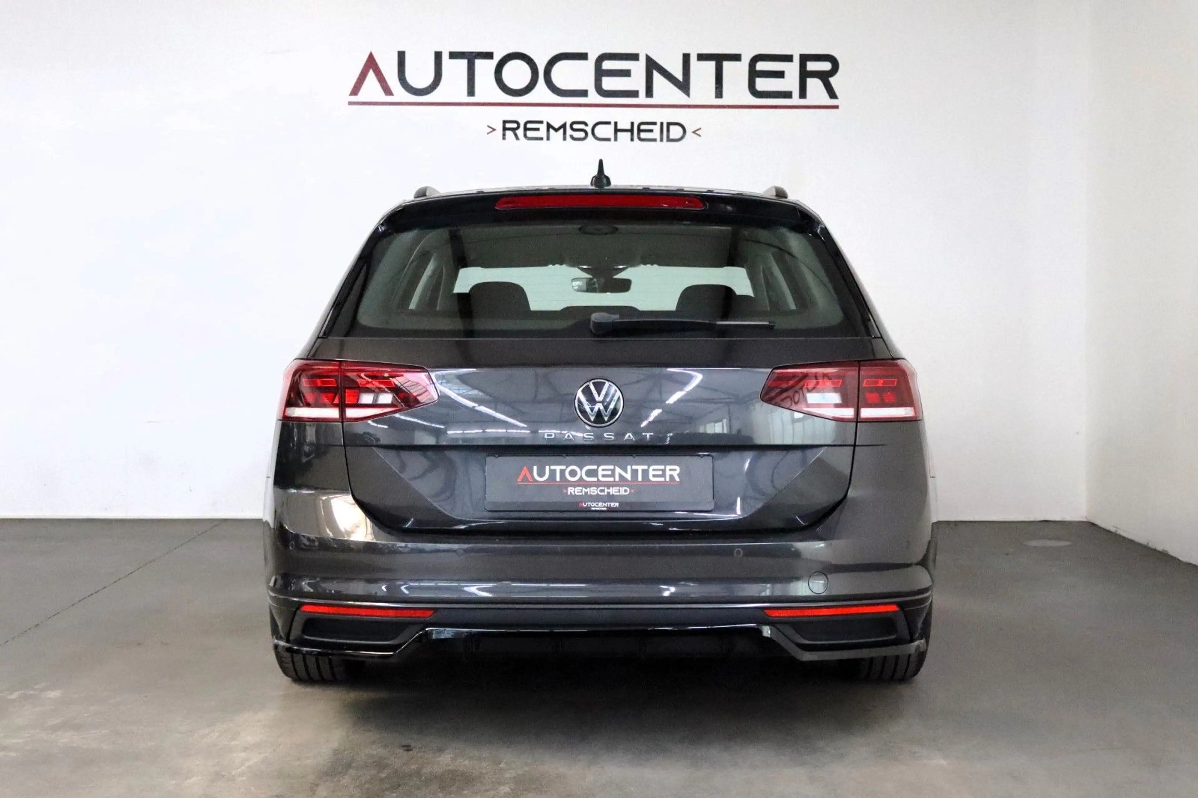 Volkswagen Passat Variant 2,0 TDI Conceptline DAB CarPlay — photo 5