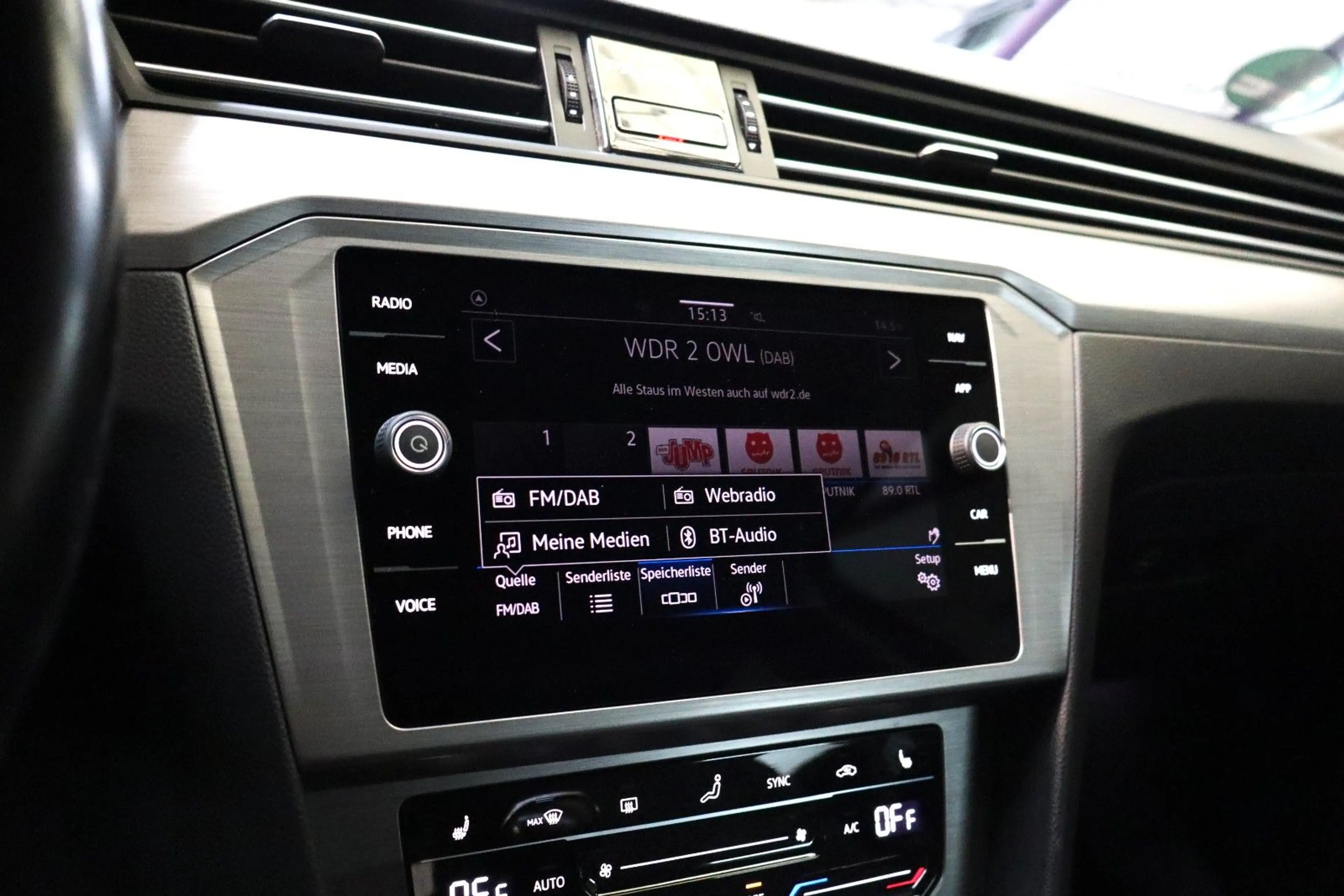 Volkswagen Passat Variant 2,0 TDI Conceptline DAB CarPlay — photo 10