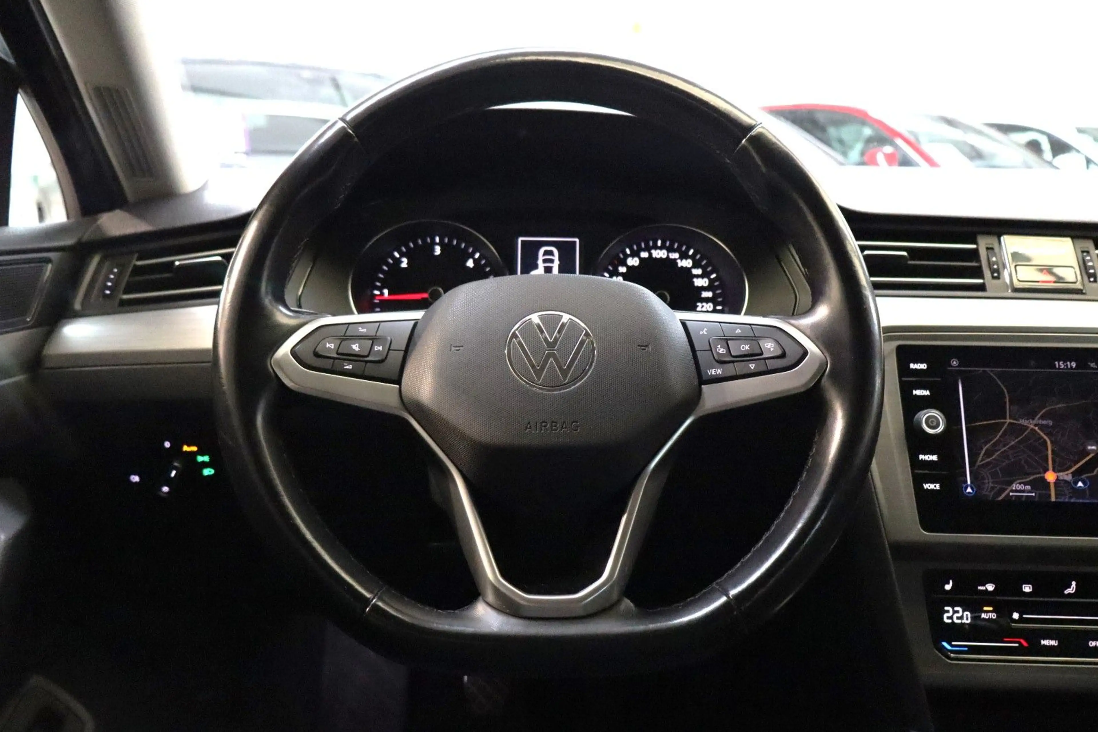 Volkswagen Passat Variant 2,0 TDI Conceptline DAB CarPlay — photo 15