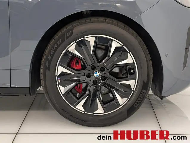 BMW iX xDrive45 Ansicht 25