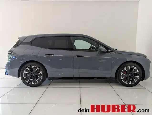 BMW iX xDrive45 Ansicht 5
