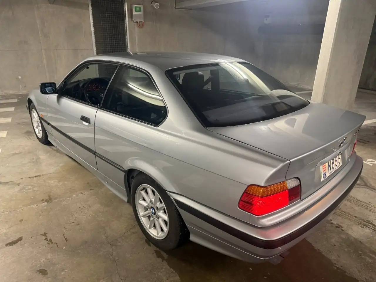 BMW 328 E36 328i, foto 2