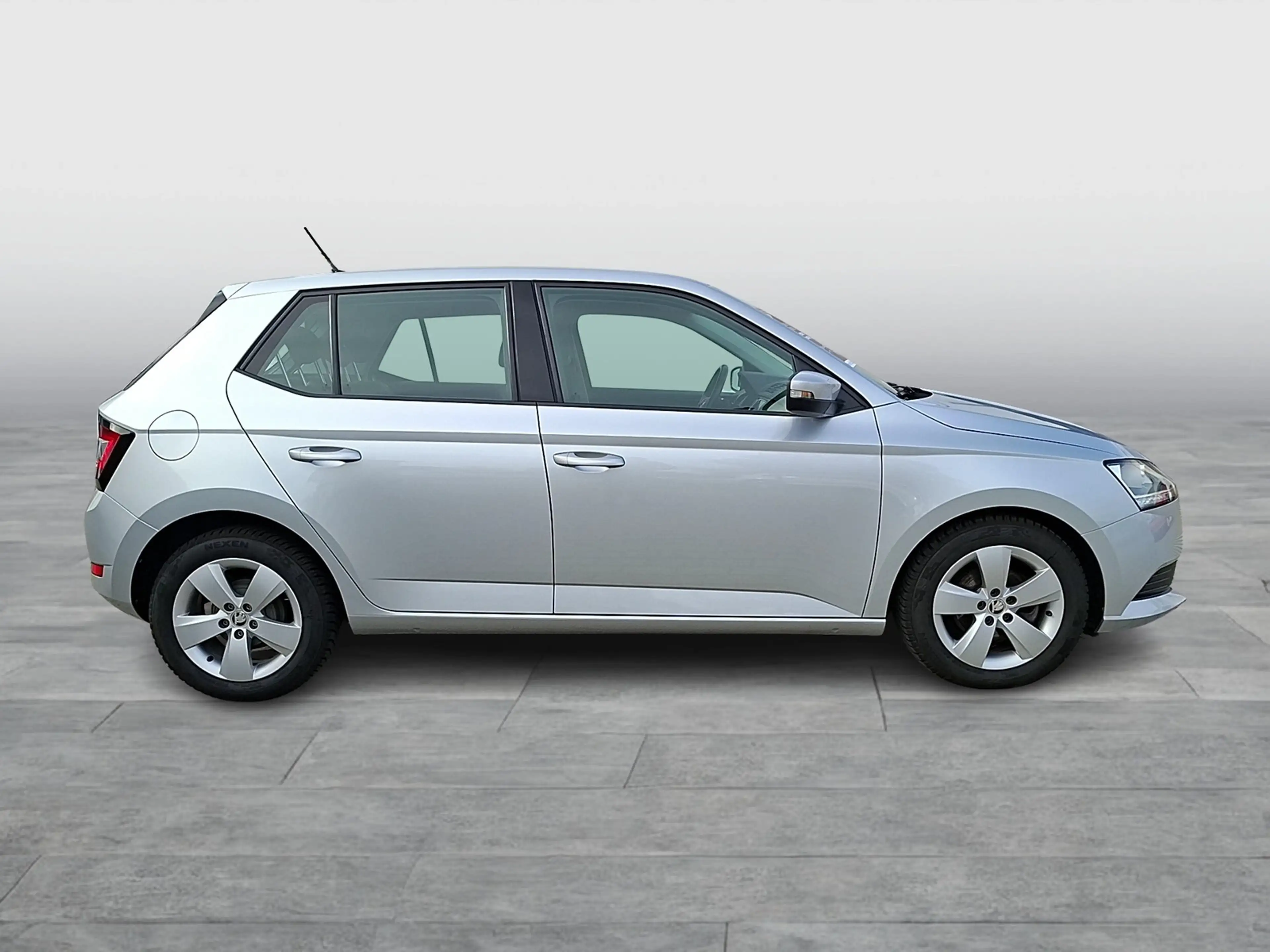 Skoda Fabia 1.0 Cool-Plus Klima DAB PDC SH — photo 6