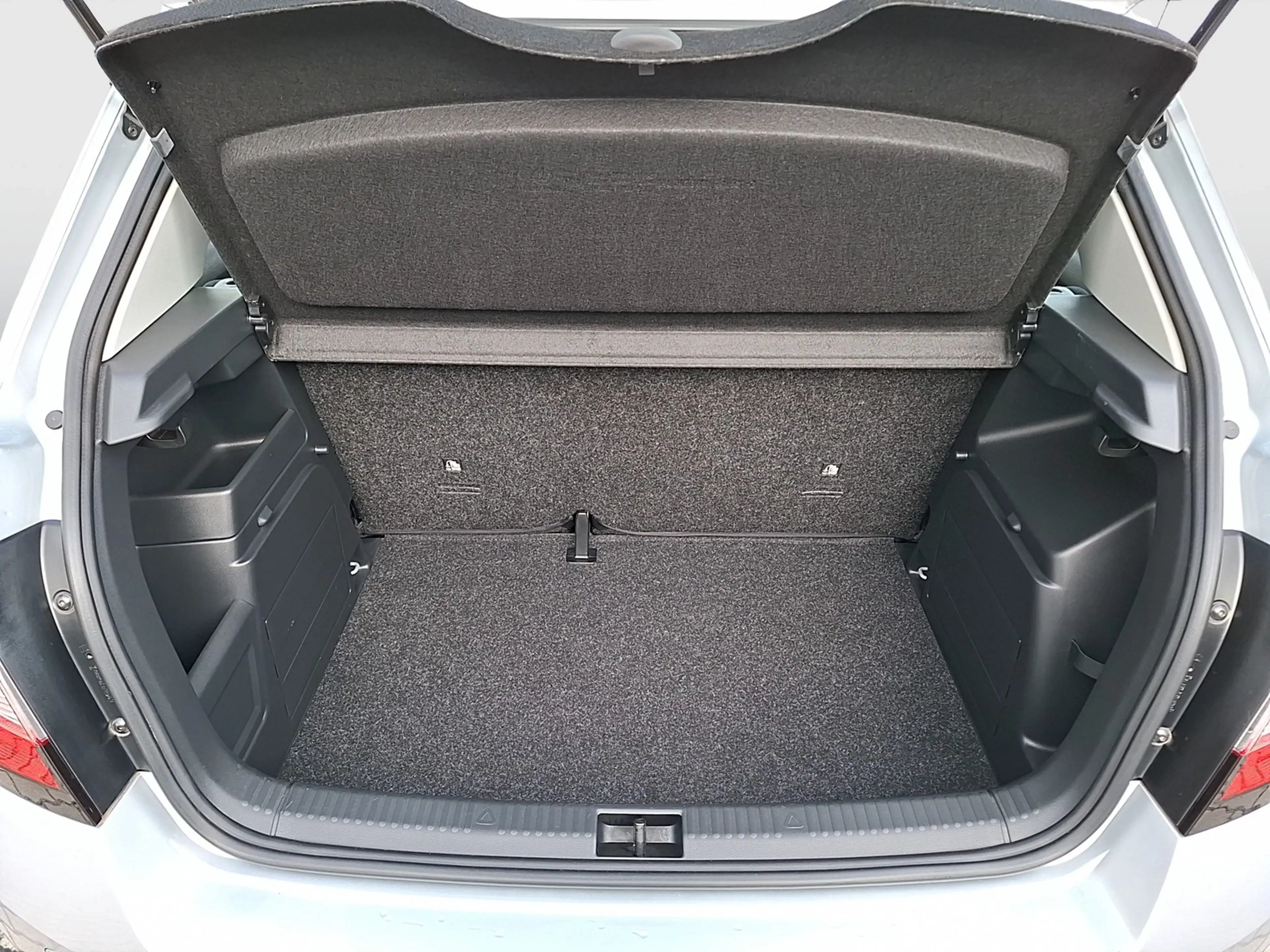 Skoda Fabia 1.0 Cool-Plus Klima DAB PDC SH — photo 13