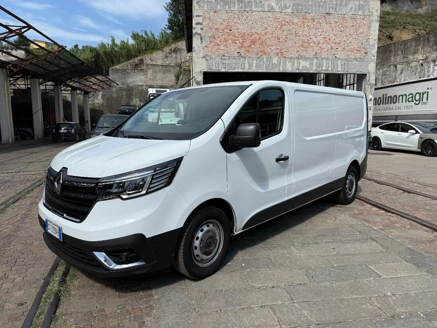 Renault Trafic T30 2.0 dCi 150CV PL-TN Furgone NAVI, TELECAMERA, Bianco - 1