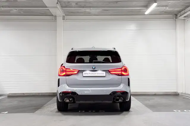 BMW X3 view 7
