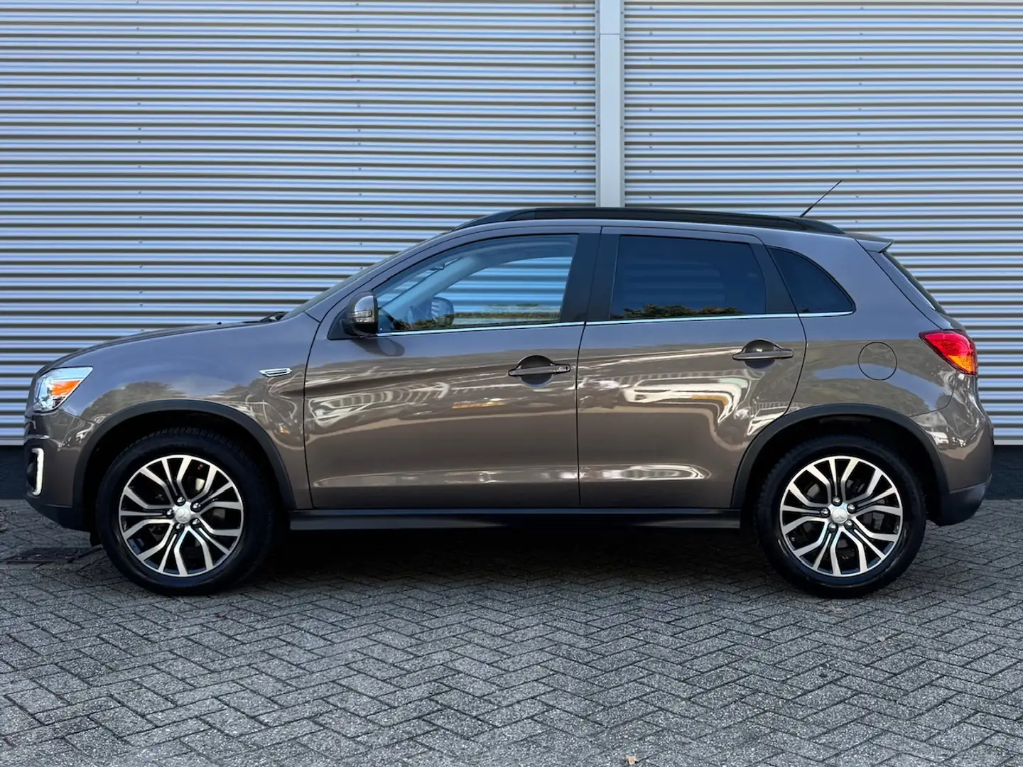 Mitsubishi ASX 1.6 MIVEC ClearTec 117pk Instyle | Glazen Dak | El Brun - 2