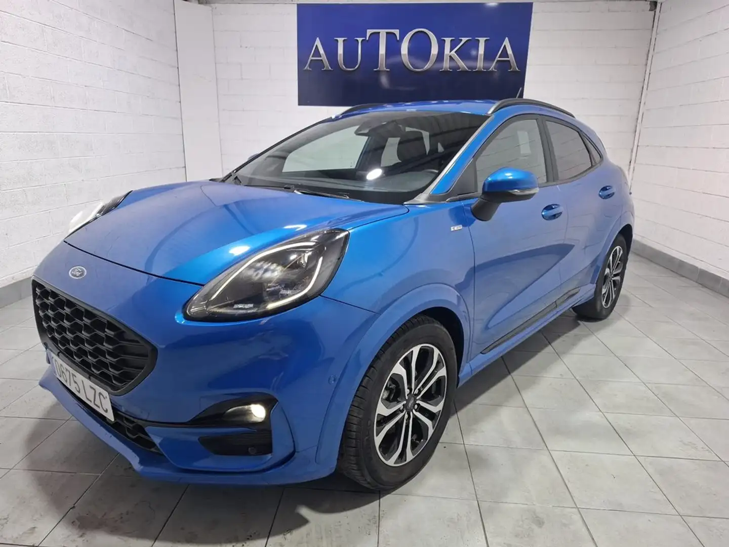 Ford Puma 1.0 EcoBoost MHEV ST-Line Aut. 125 Blau - 1