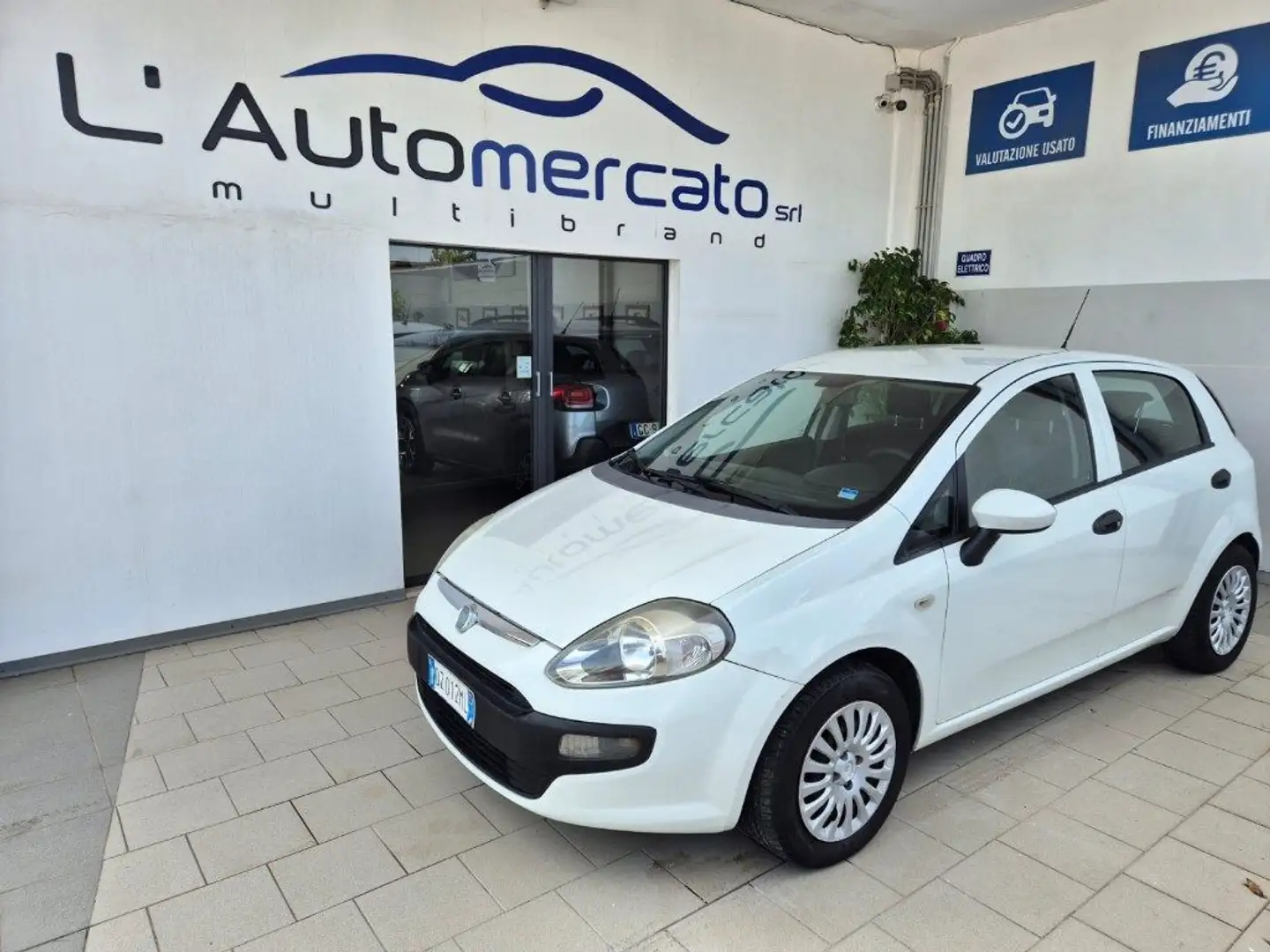 Fiat Punto Evo 1.4 5 porte Active GPL Blanc - 1