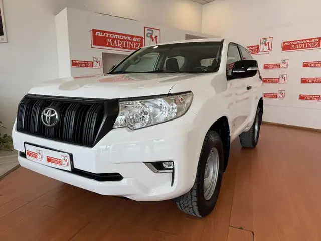 Toyota Land Cruiser D-4D GX