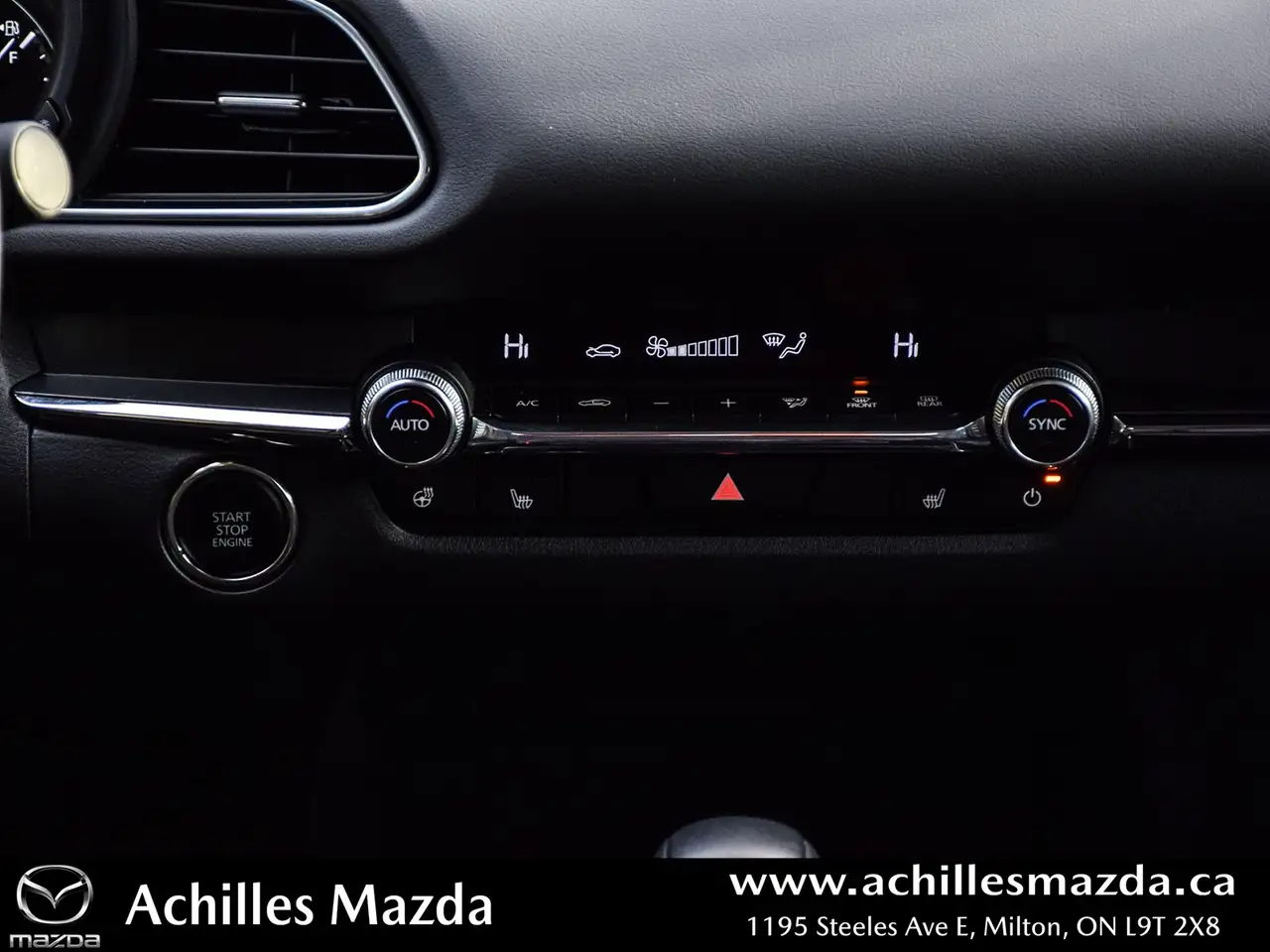 Mazda CX-30 снимка Mazda CX-30