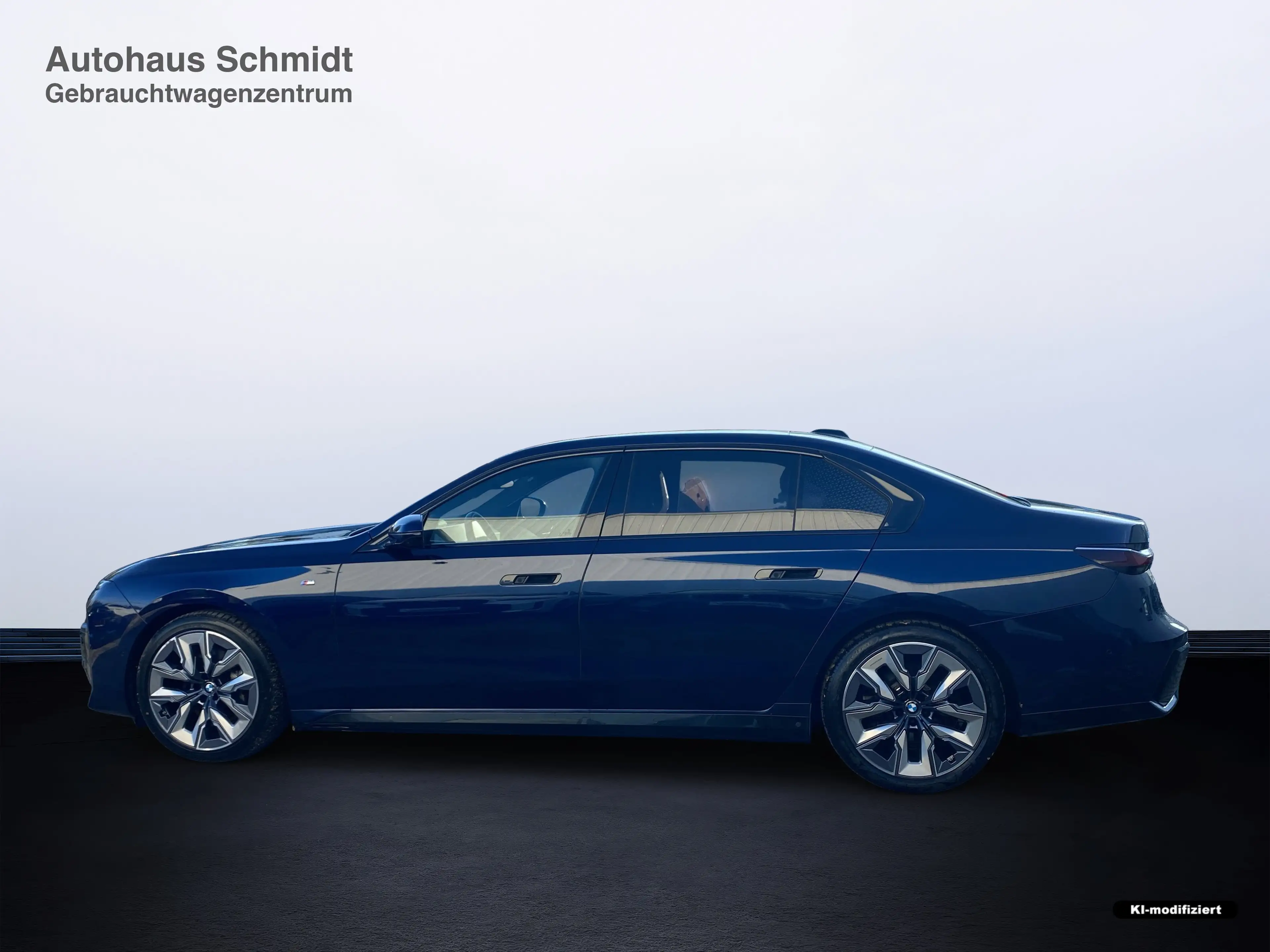 BMW i7 xDrive60 Limousine — photo 2