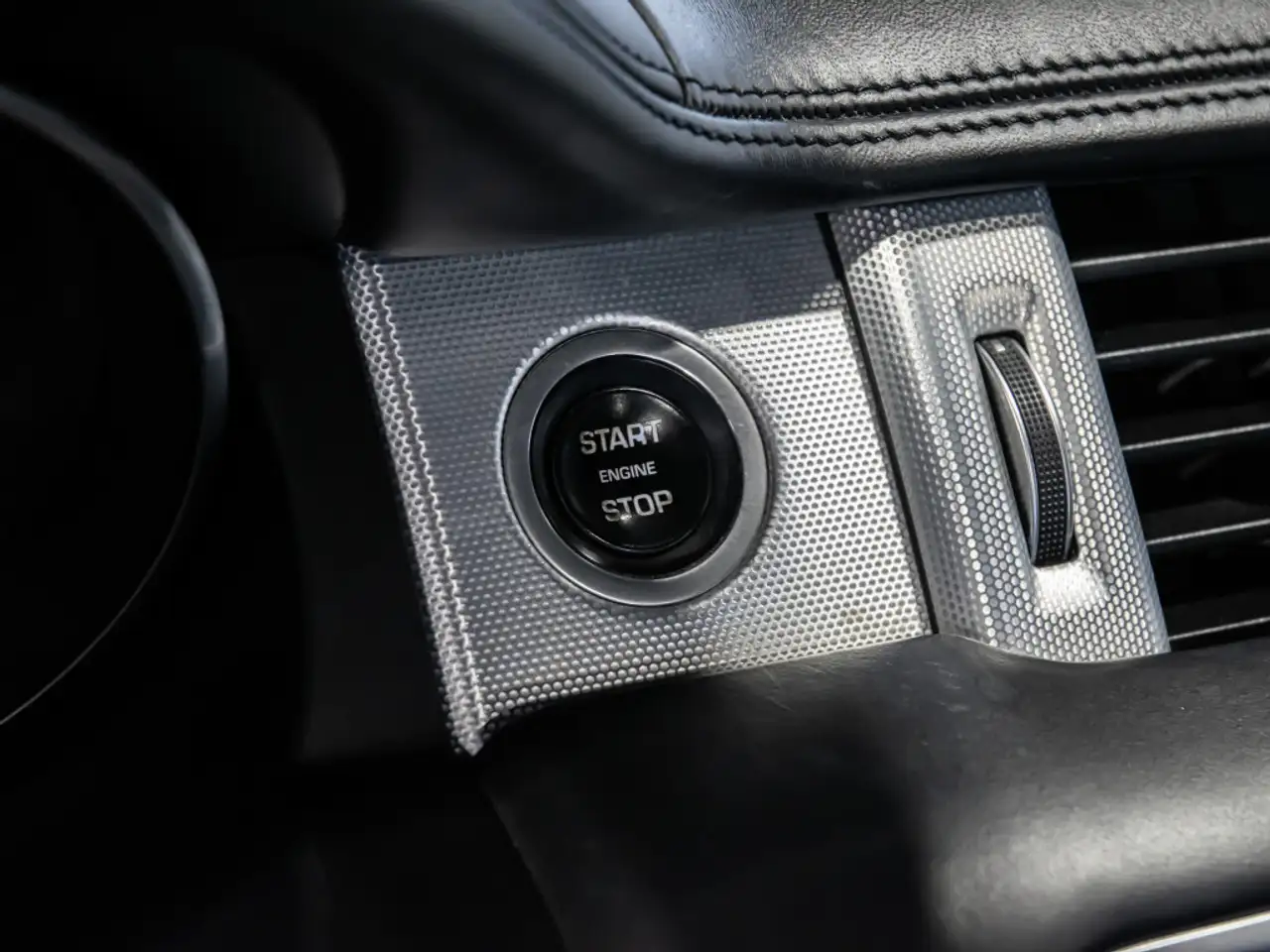 Land Rover Range Rover Evoque снимка Land Rover Range Rover Evoque