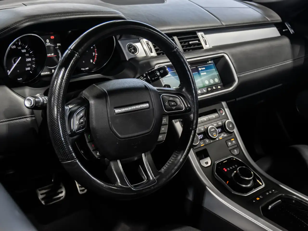 Land Rover Range Rover Evoque снимка Land Rover Range Rover Evoque