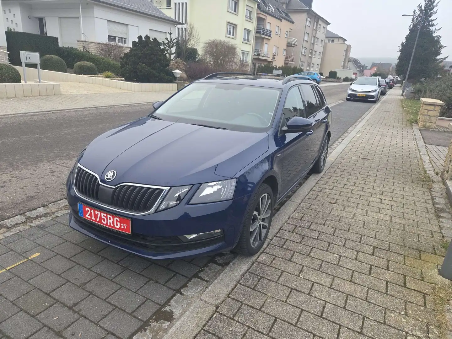 Skoda Octavia Combi 2.0 TDI 150 ch 4X4 DSG PANORAMA Gris - 1