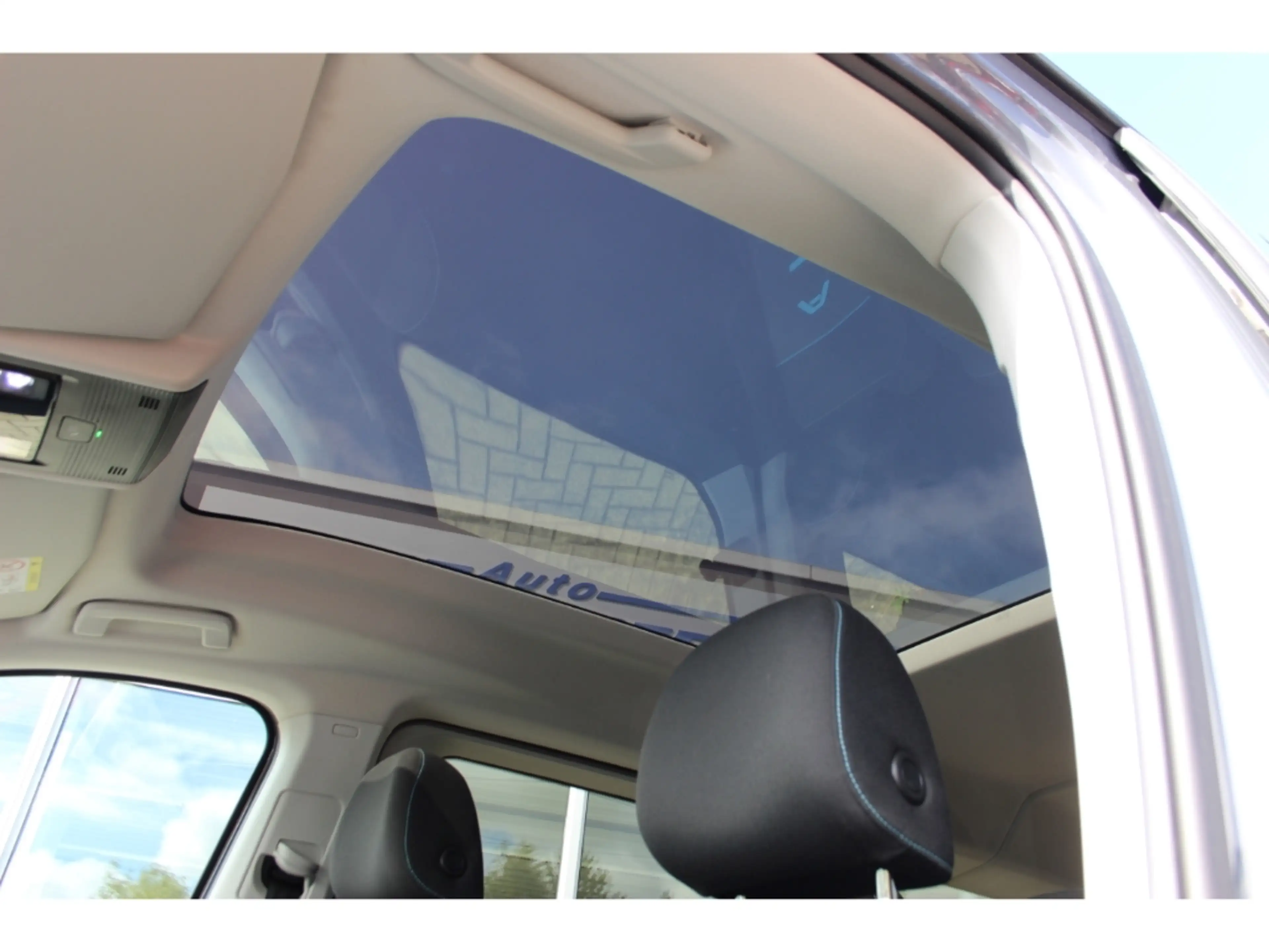 Ford Grand Tourneo 2.0 Active L2 Allrad Pano LED — photo 14