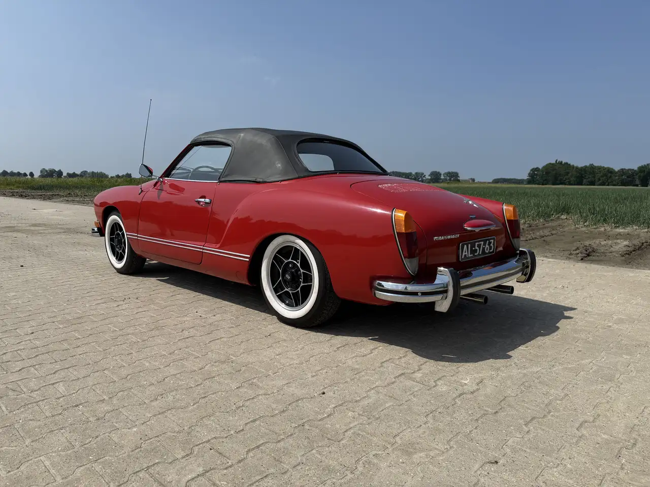 Volkswagen Karmann Ghia Cabrio, foto 3