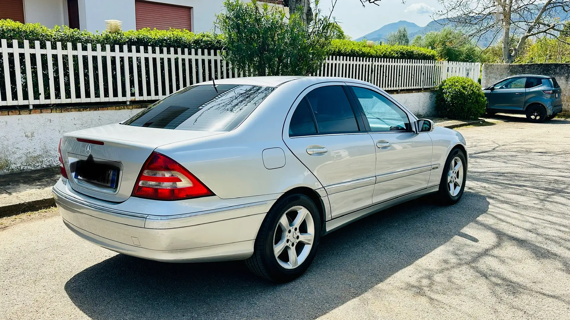 Mercedes-Benz C 220 Pelle totale,Sedili elettrici,tagliandi,Gommata Argento - 2
