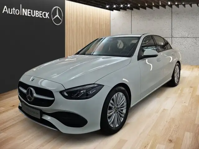 Mercedes-Benz C 180 C 180 Navi Premium/LED/Spurhalteassist/9G-Tronic