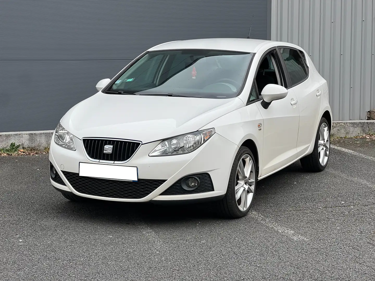 SEAT Ibiza 1.6 TDI 105 FAP Sport Blanc - 2