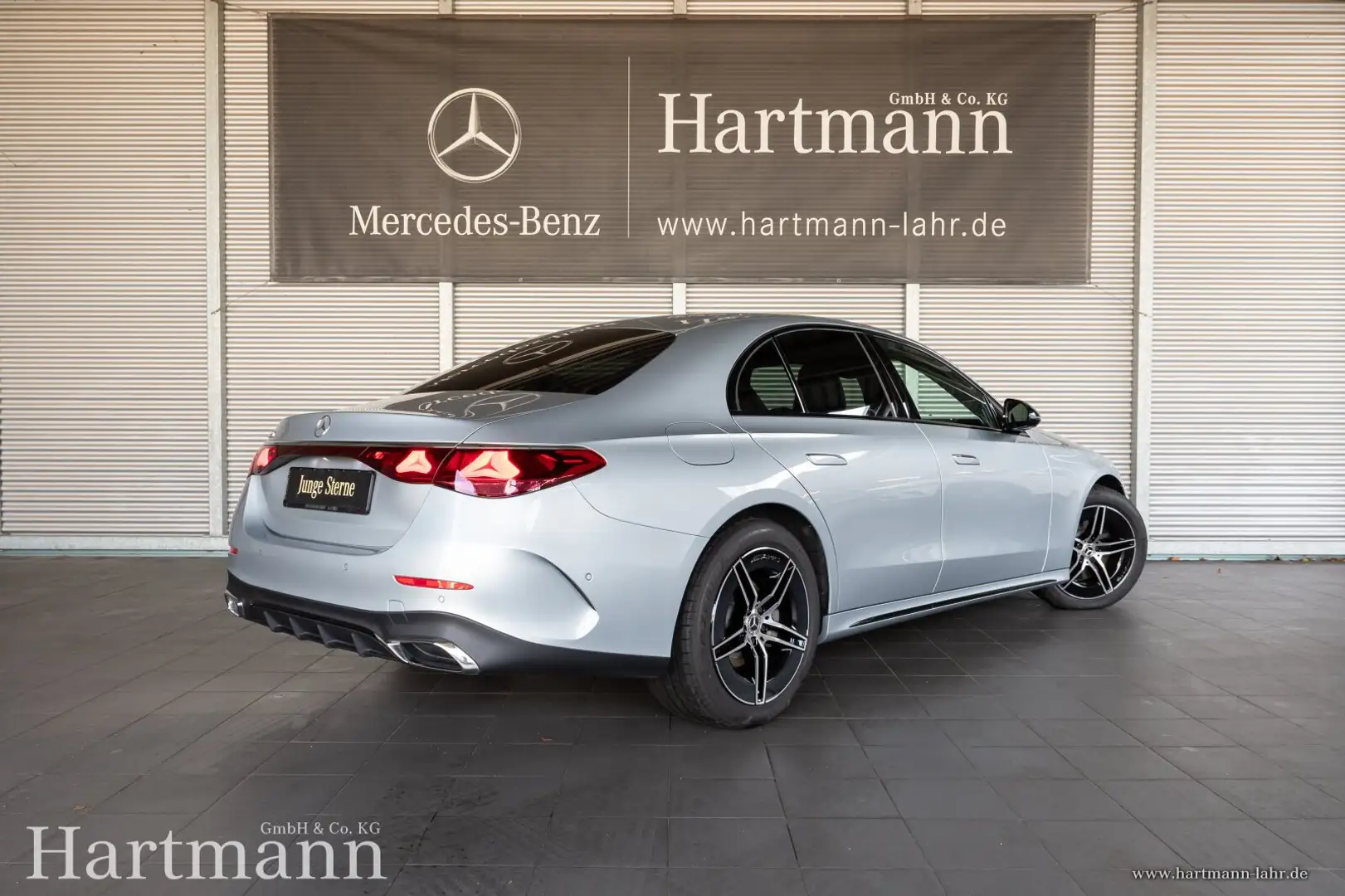 Mercedes-Benz E 200 E 200 AMG Night Superscreen KeyGo Sound Memory Argent - 2