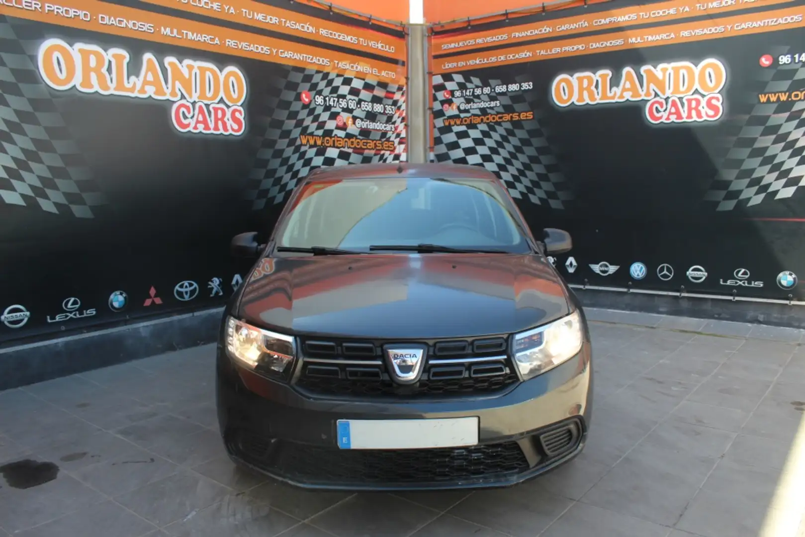 Dacia Sandero 1.0 Ambiance 55kW Gris - 2