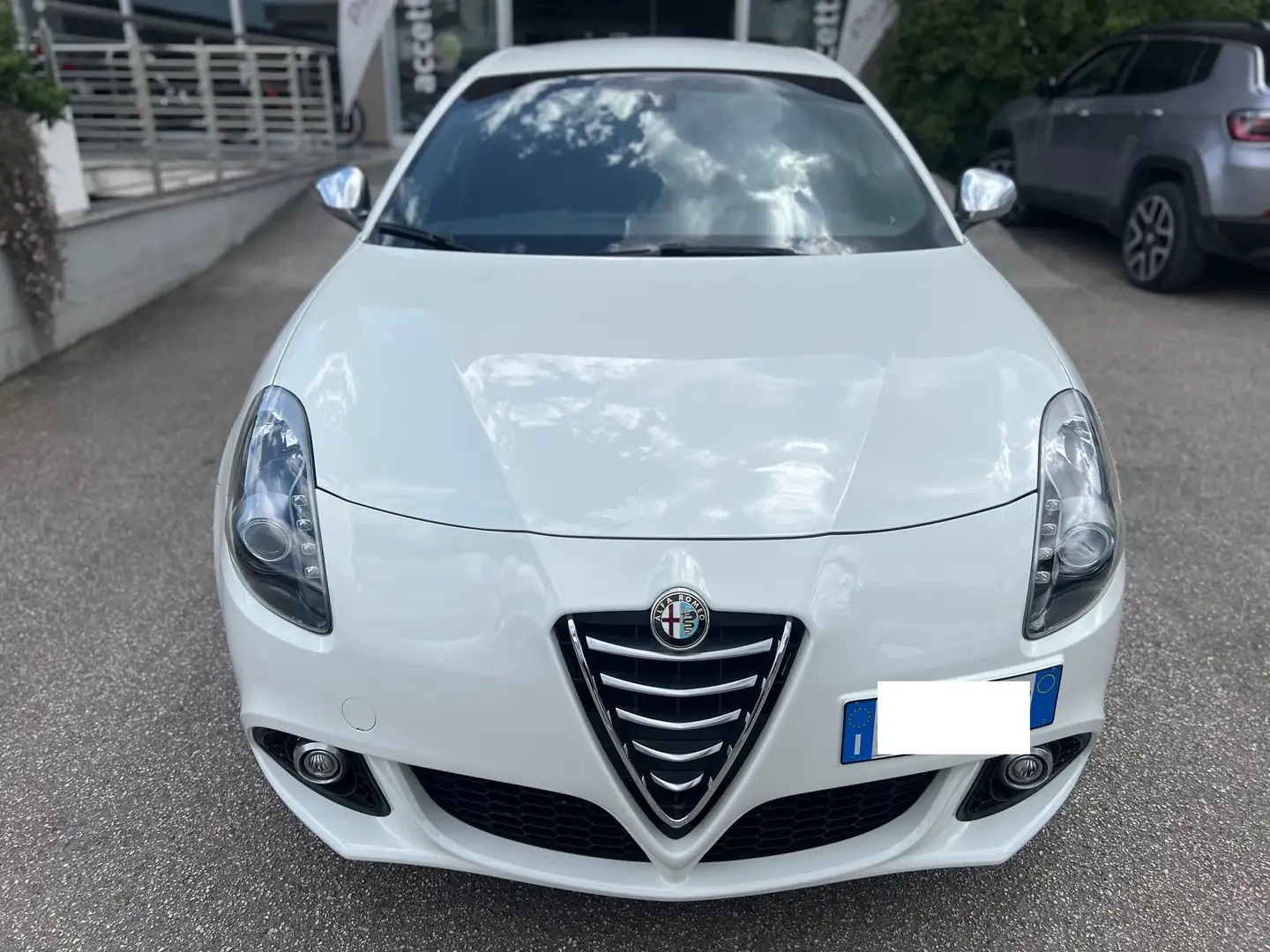Alfa Romeo Giulietta 1.6 jtdm 105cv DISTINCTIVE E5 NAVI/TEL./PDC PERFF. Wit - 2