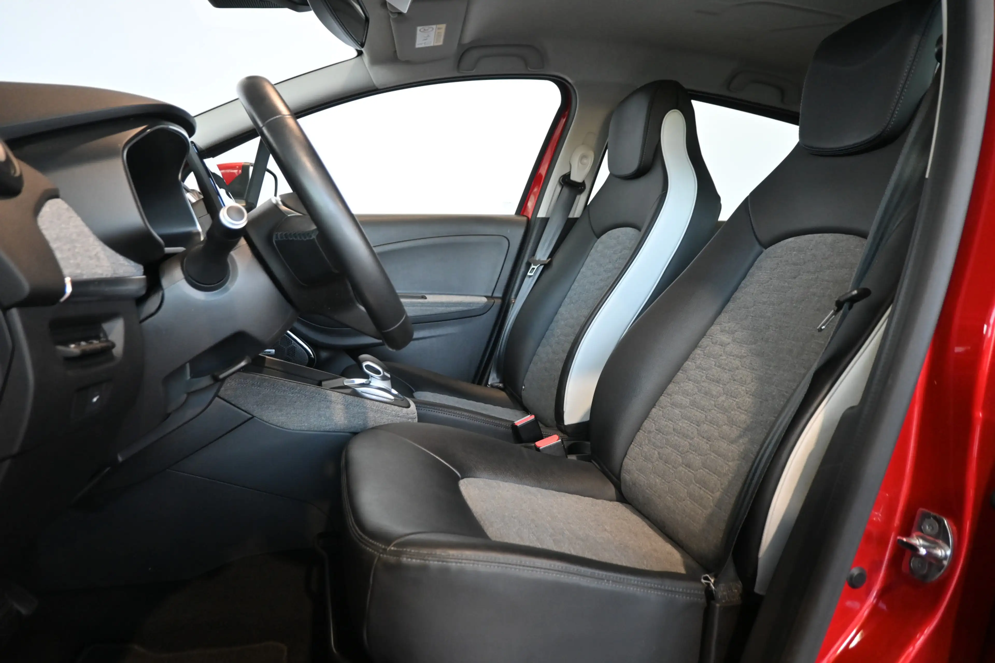 Renault ZOE R135 Intens Business 52 kWh Nap! Bose SOH 83% Koop — photo 7