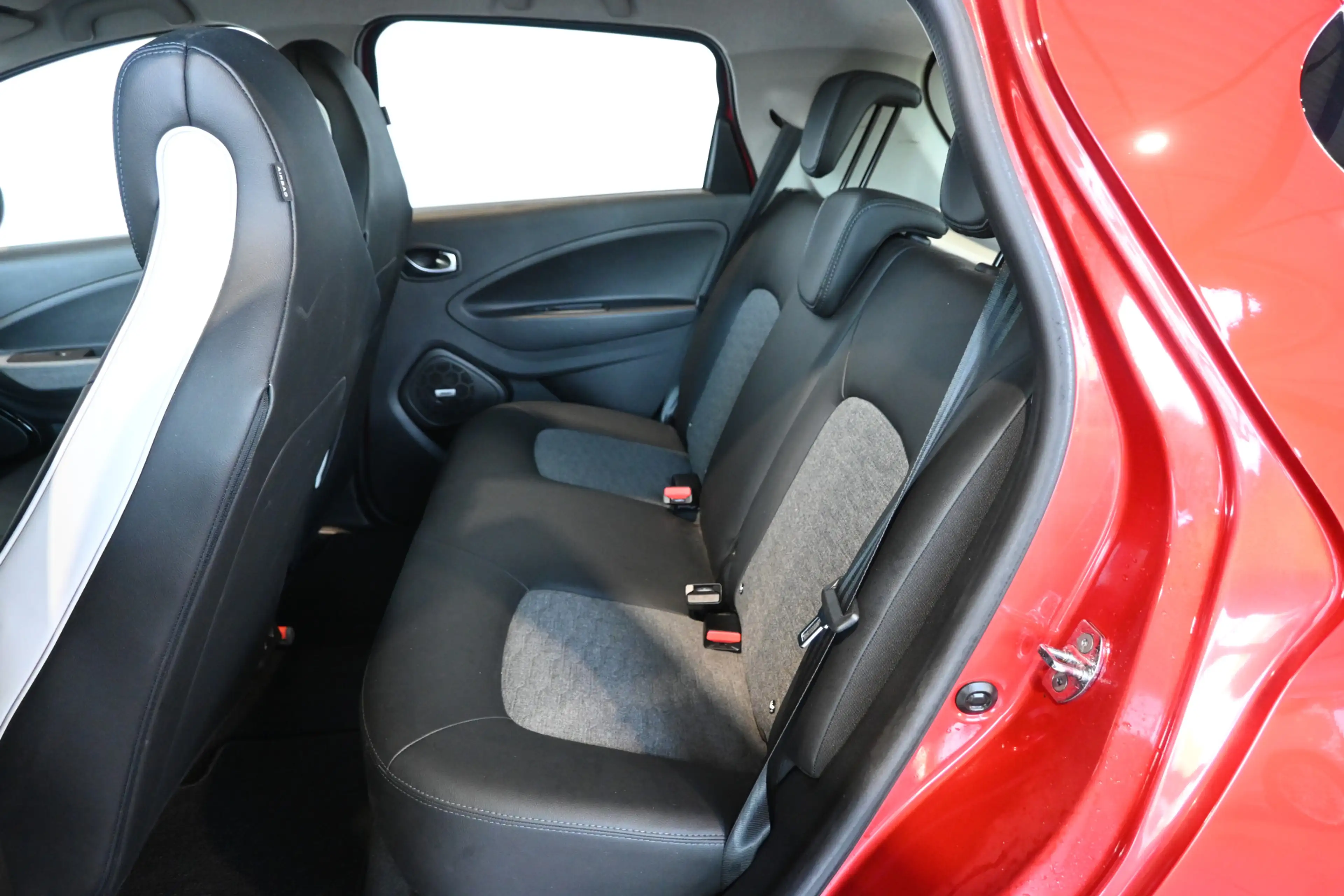 Renault ZOE R135 Intens Business 52 kWh Nap! Bose SOH 83% Koop — photo 8