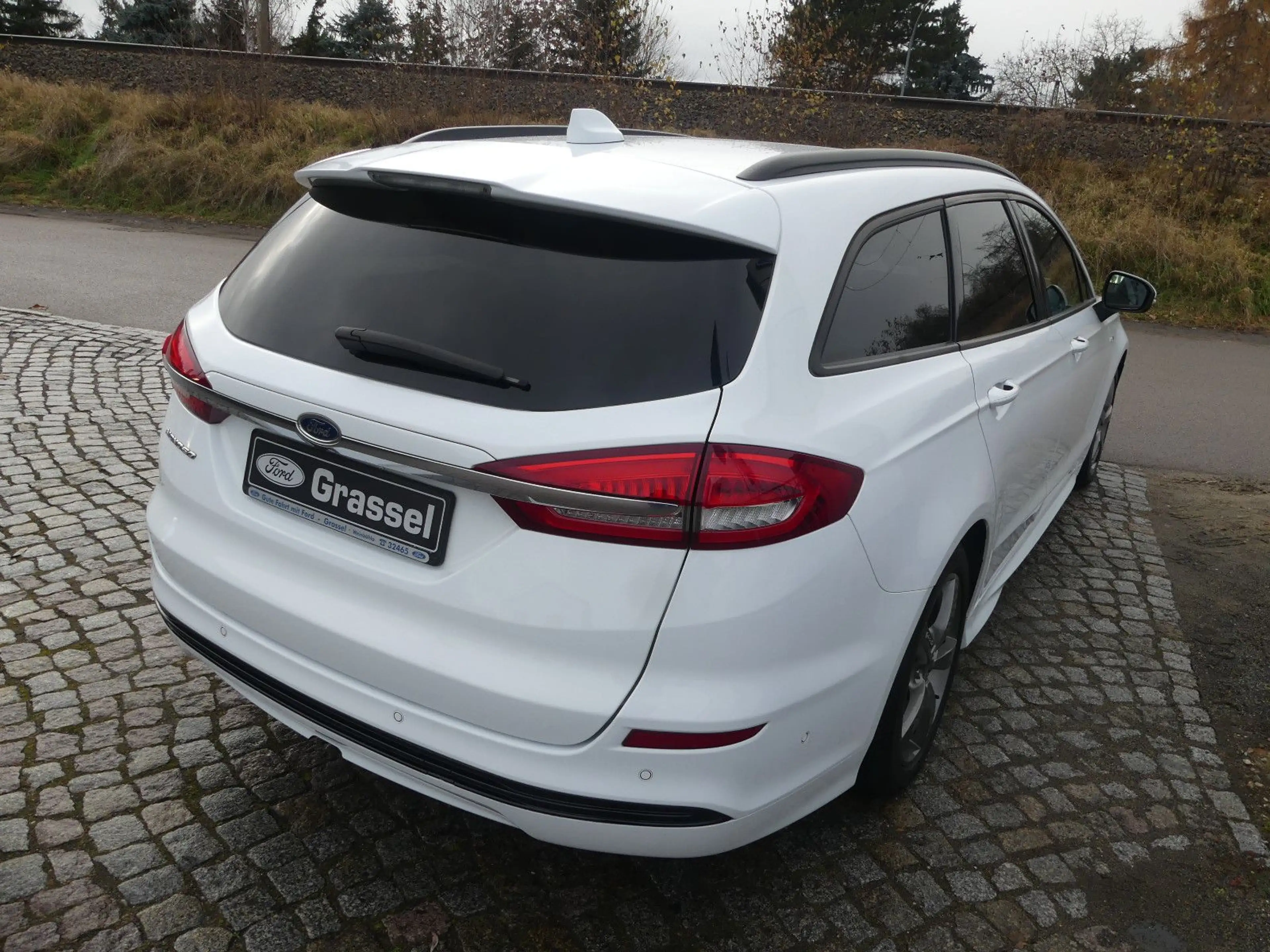 Ford Mondeo Turnier ST-Line — photo 5