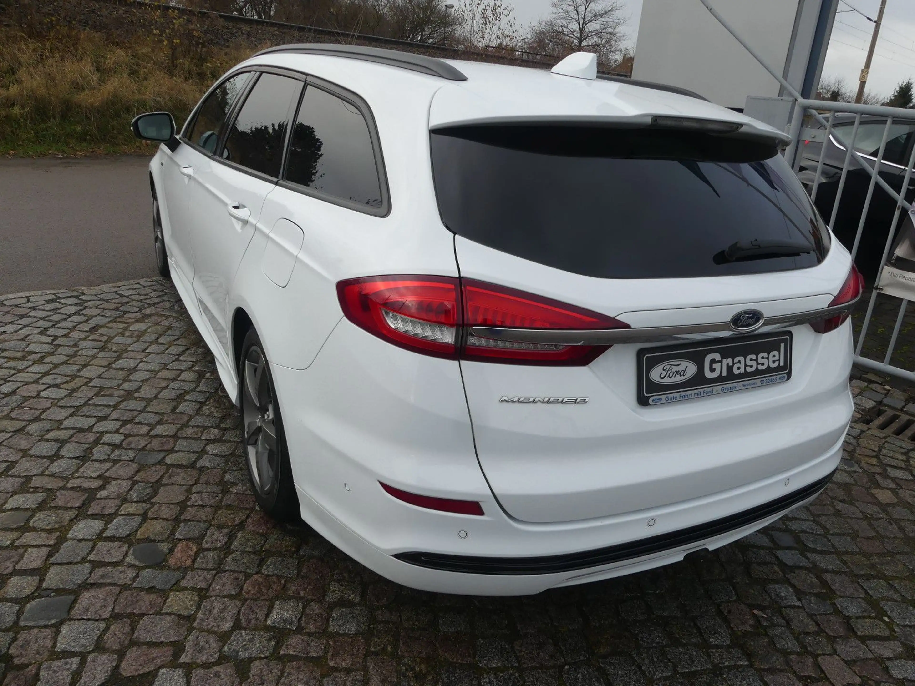 Ford Mondeo Turnier ST-Line — photo 4