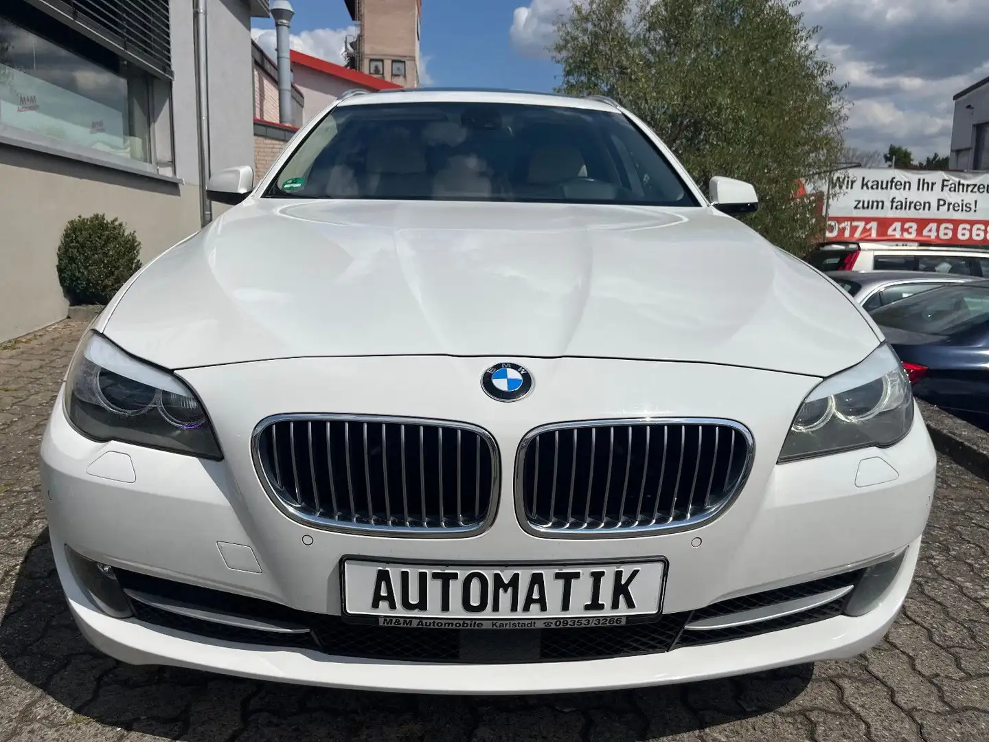 BMW 525 d Sport-Aut. *PANO+Soft-Cl.+HUD+Sitzbel.+AHK* Blanc - 2