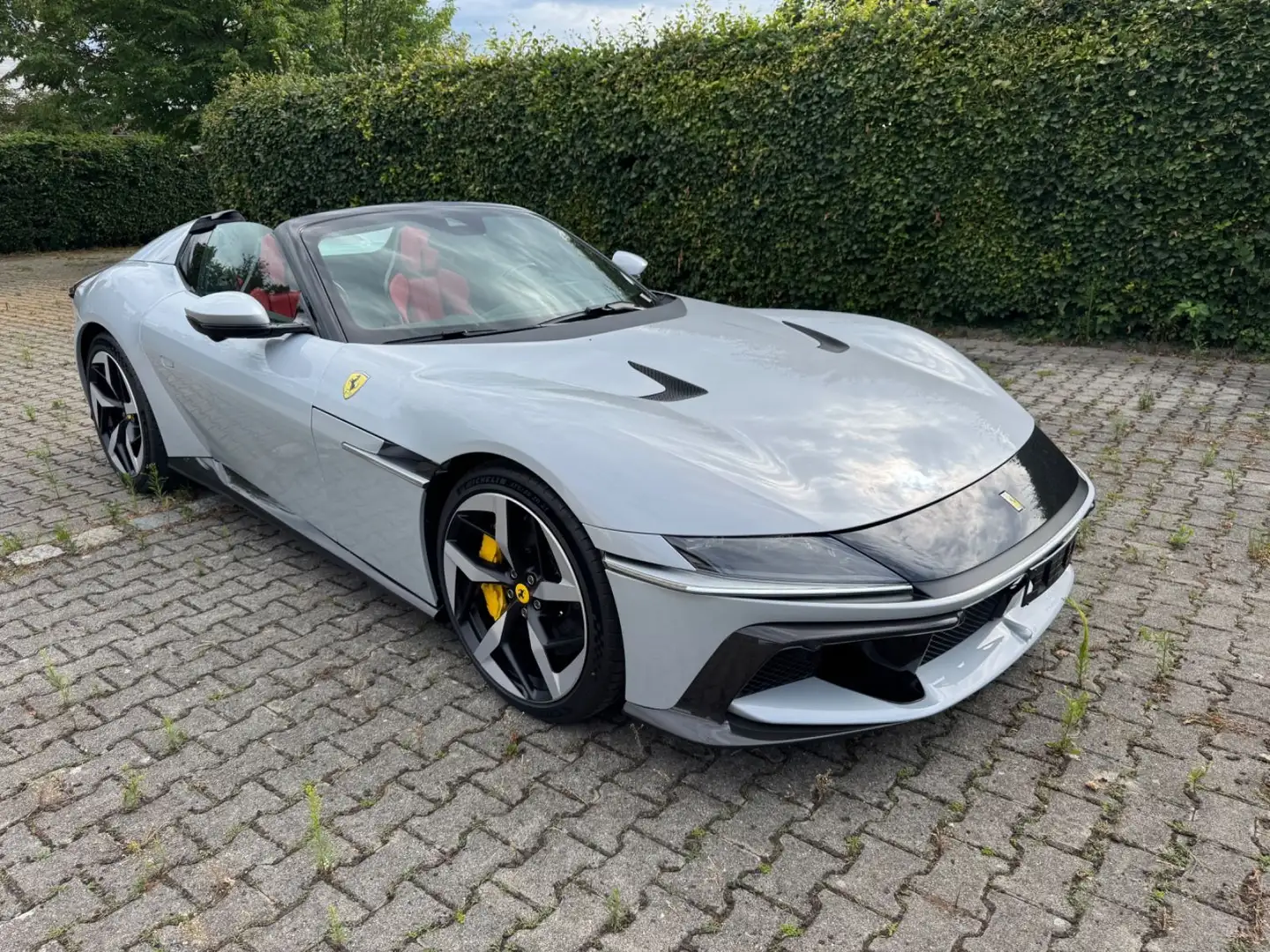 Ferrari 12 Cilindri SPIDER !!!!! White - 2
