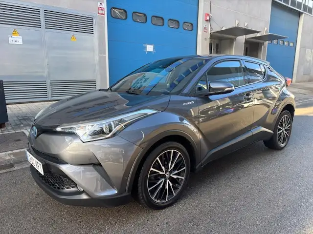 Toyota C-HR 125H Advance