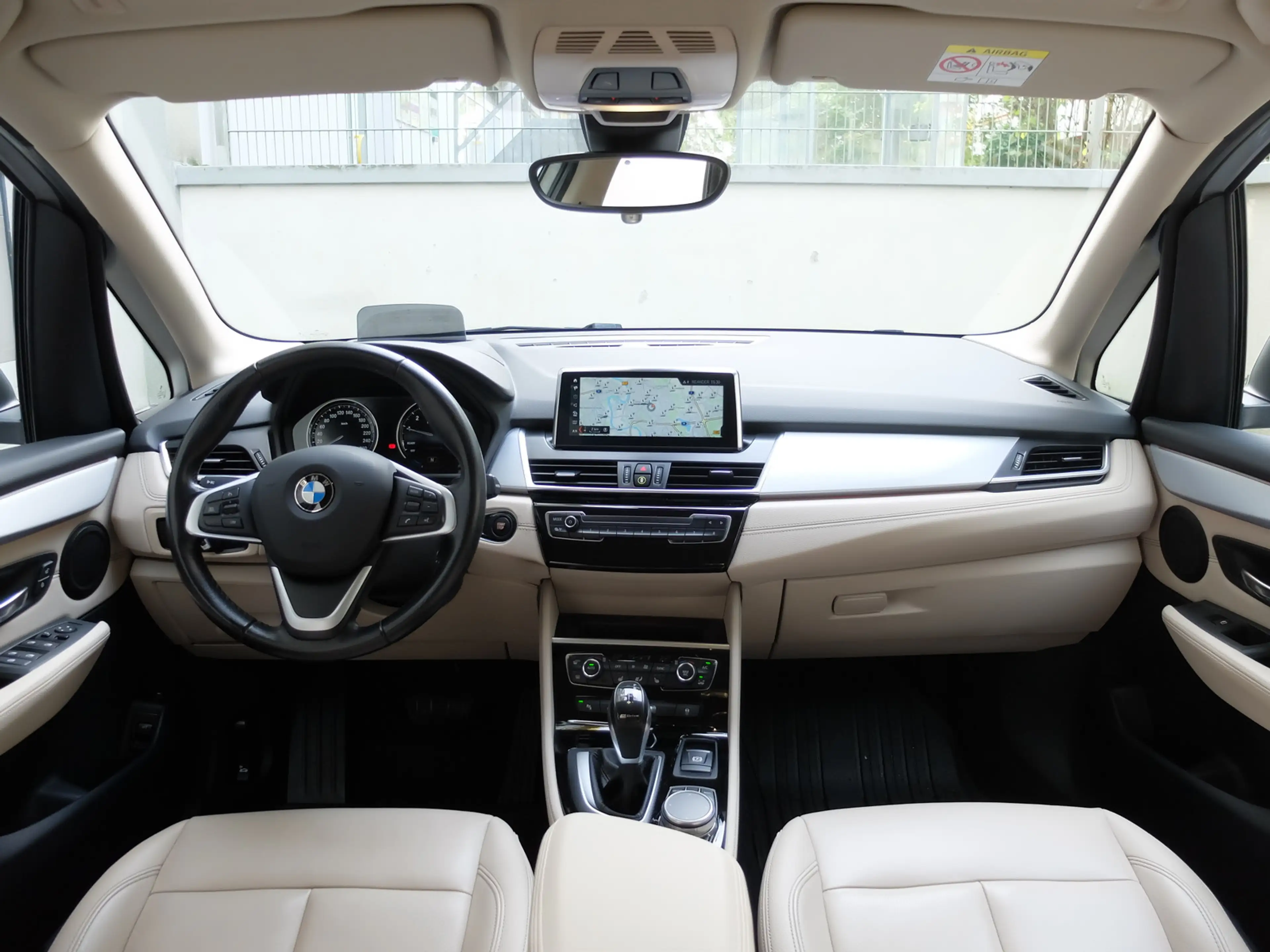 BMW 225 xe Luxury Line aus 1.Hand — photo 15