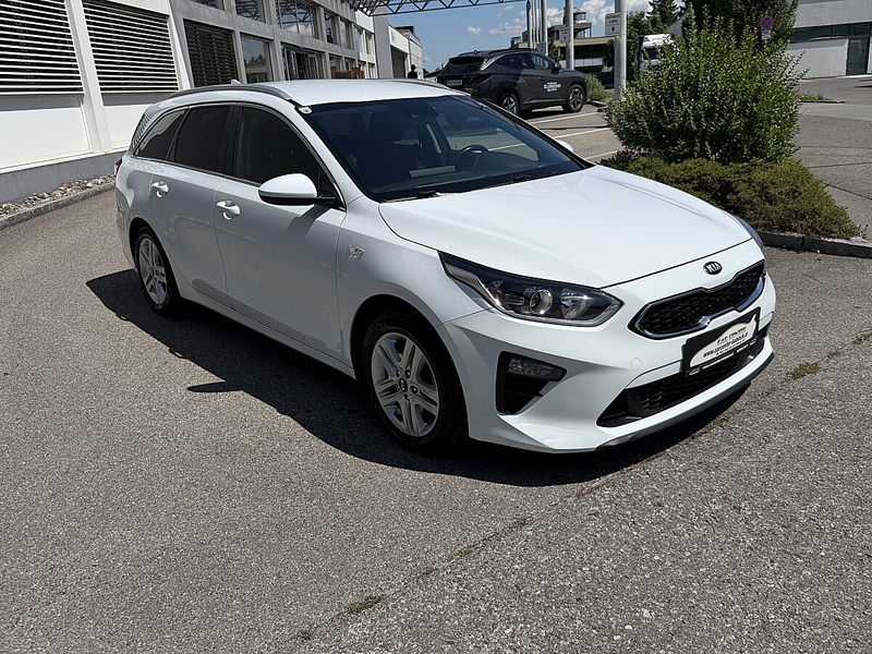 Kia Ceed SW / cee'd SW ceed SW 1,0 T-GDI GPF ISG Silber — photo 3