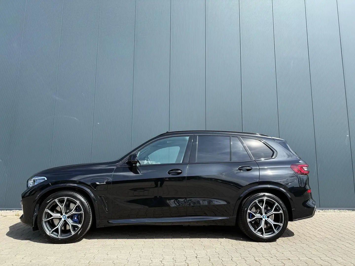 BMW X5 xDrive45e M-sport / pano / tr.hk / HUD Zwart - 2