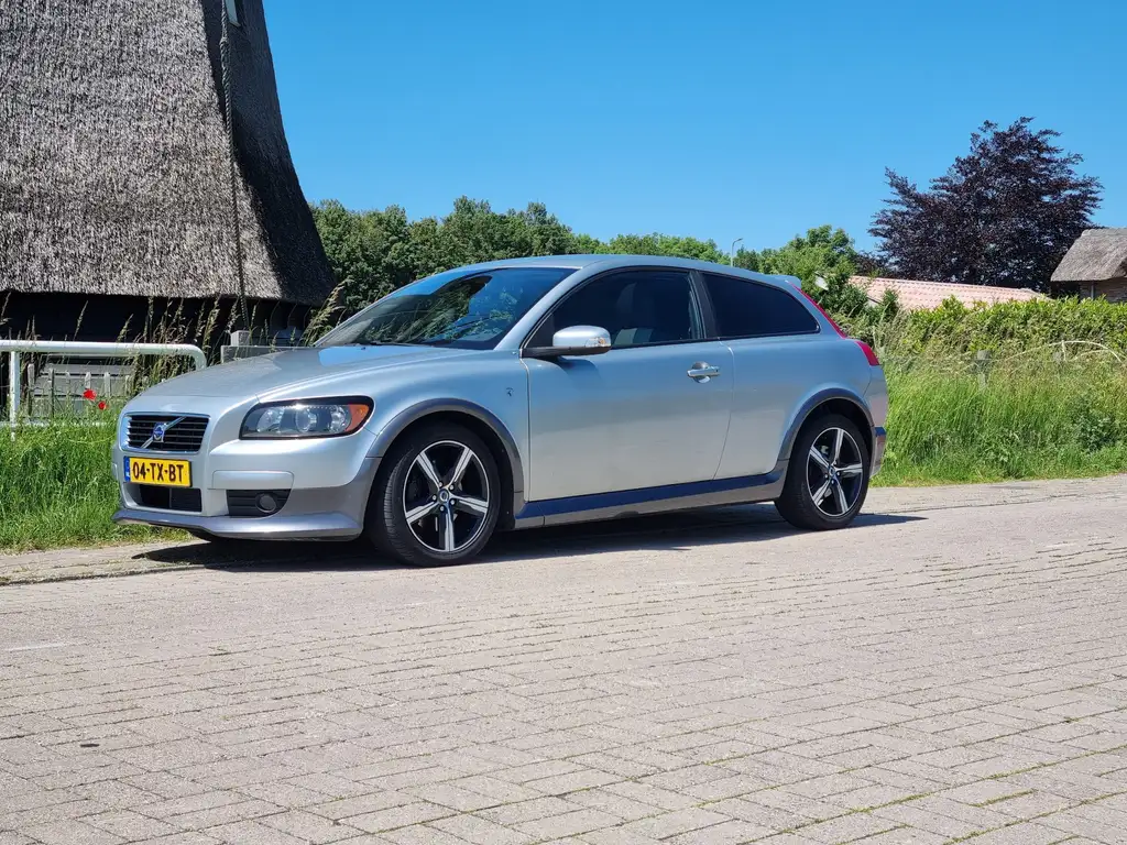 Volvo C30 2007 из Европы — купить под ключ